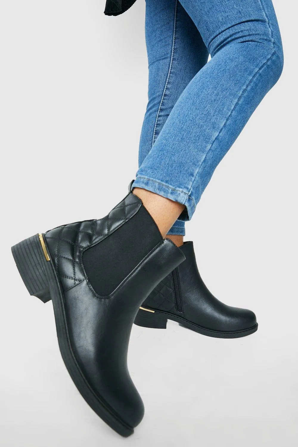 Quilted Detail Chelsea Boot