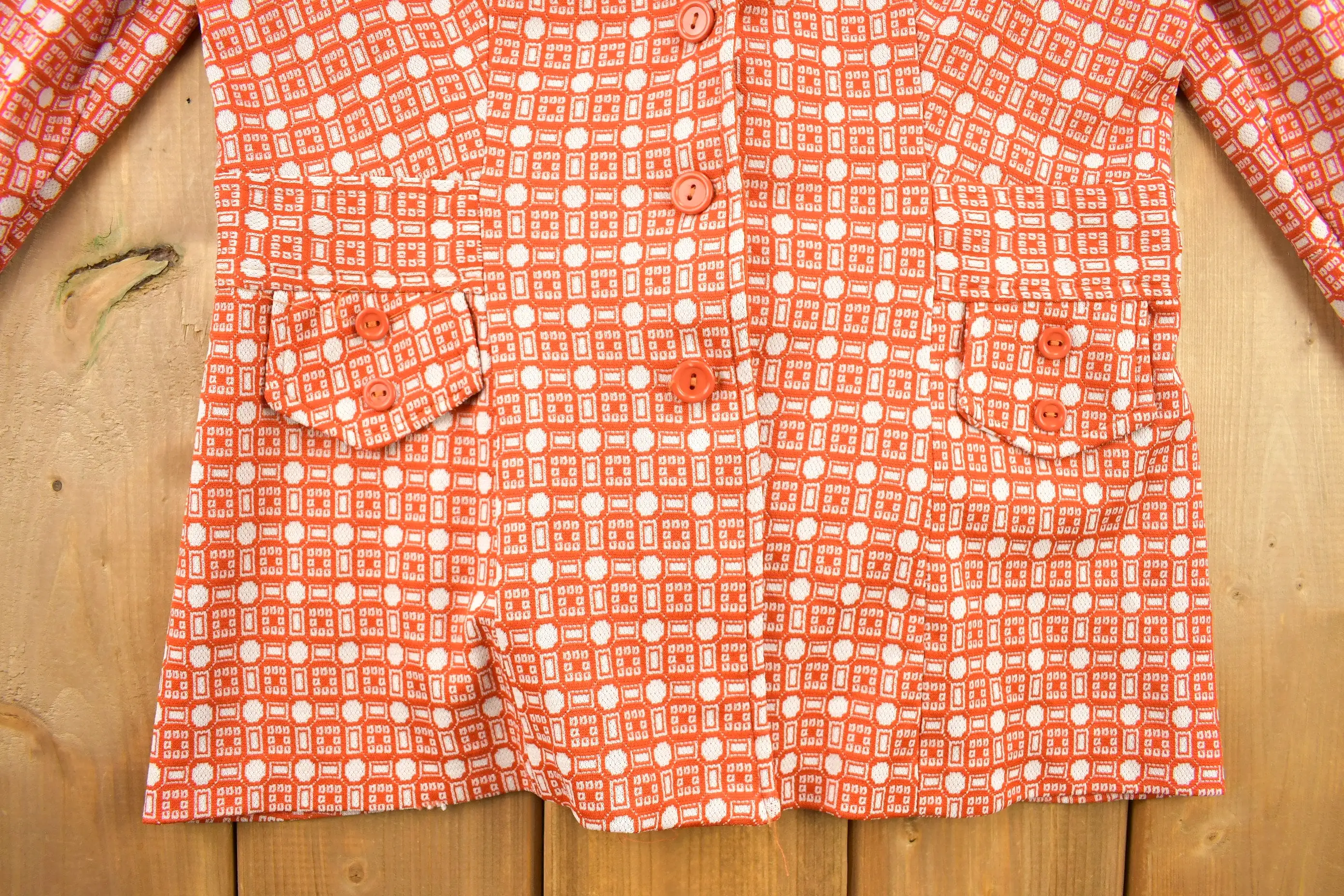 Vintage 1960s Orange Geo Metric Pattern Button Up Overcoat / Blouse / True Vintage / Dagger Collar / Retro Womenswear / 1960s Fa