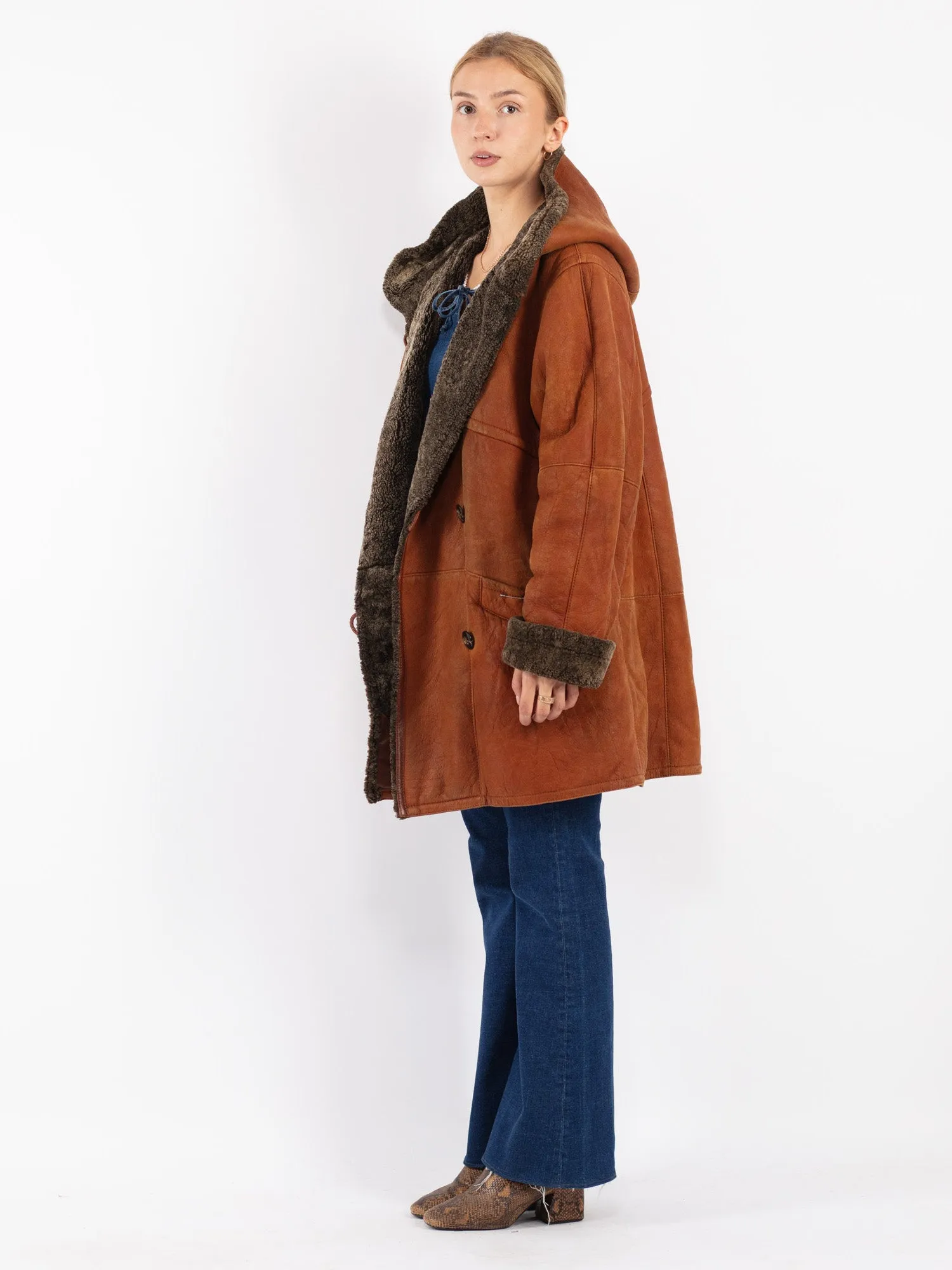 Vintage 80's Women Hooded Sheepskin Coat in Brown