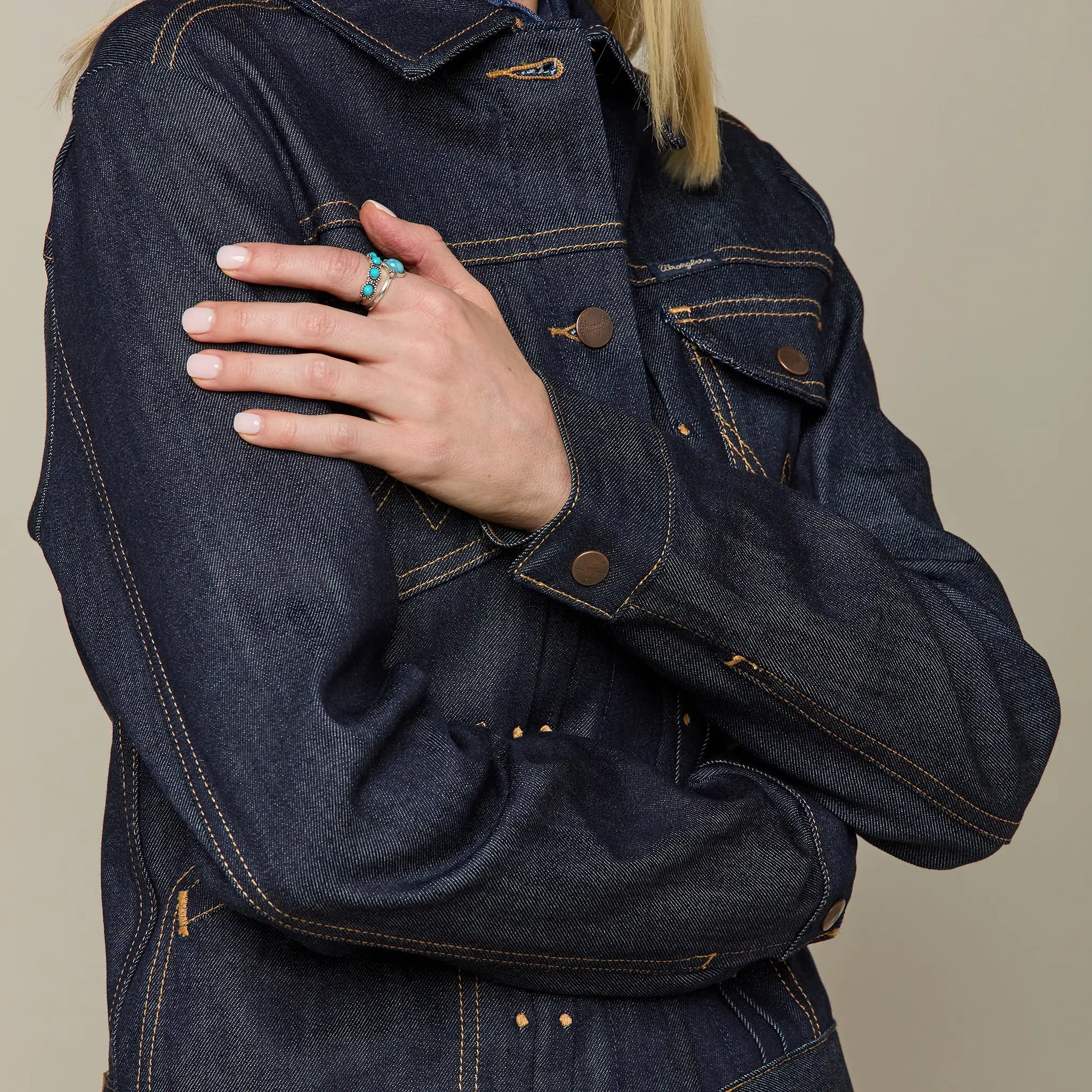 Wrangler x Lucchese Women's Denim Jacket :: Dark Wash Denim